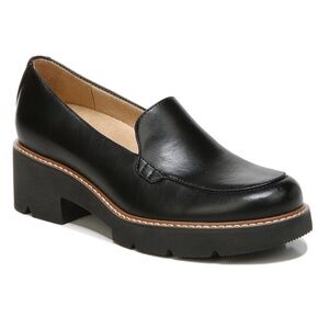 NWOT Naturalizer Black Leather Chunky Loafers
